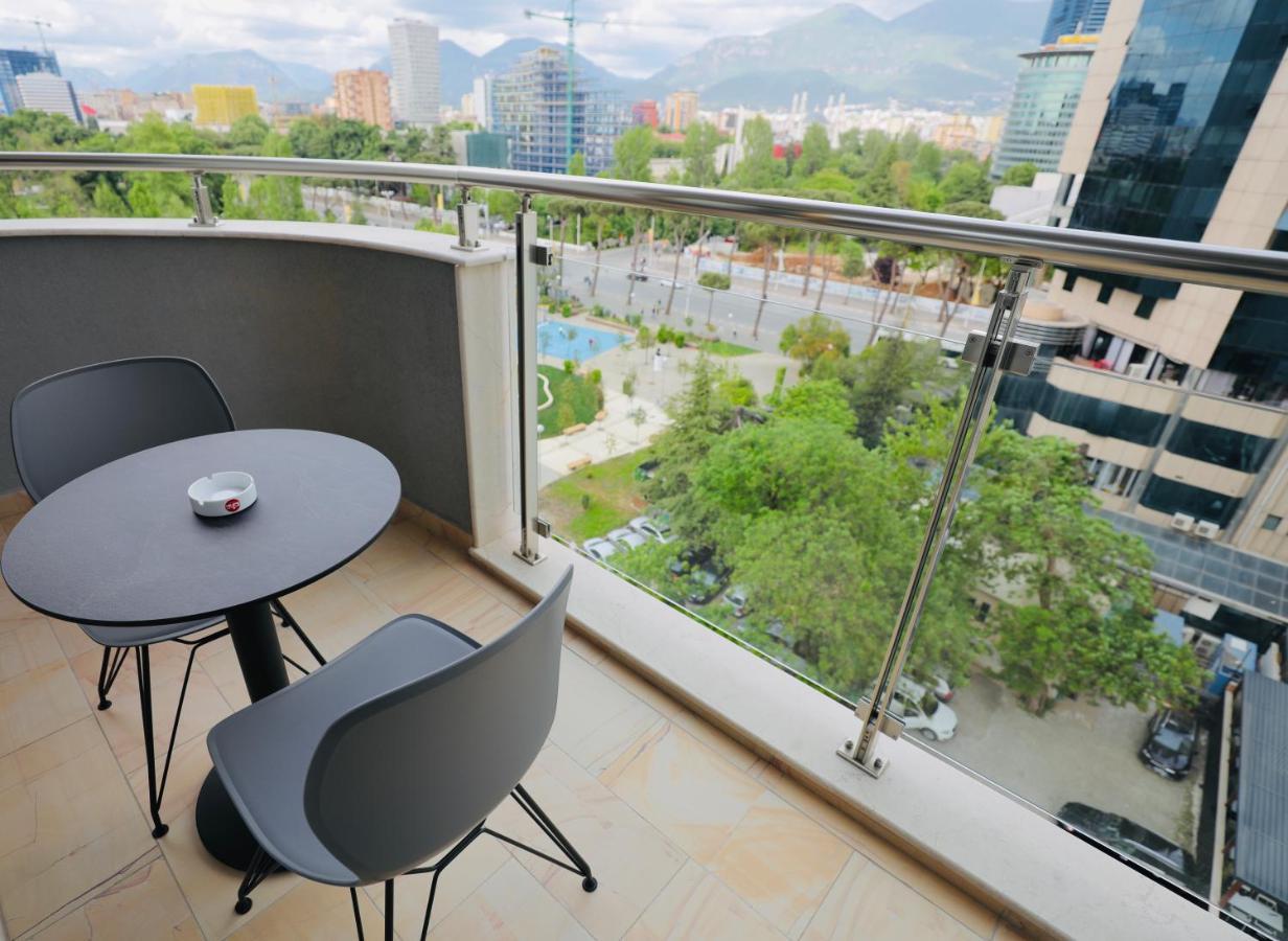 Mulaj Hotel Tirana Exterior foto